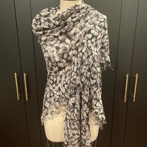 Chan Luu Cashmere / Silk Blend Floral Scarf NWOT